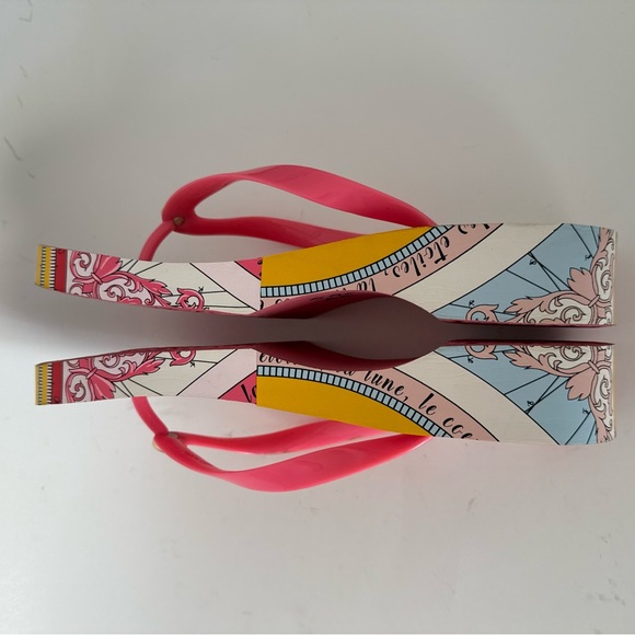 Tory Burch Printed Carved Wedge Flip-flop in Pink Paradise Constellation - Picture 6 of 11